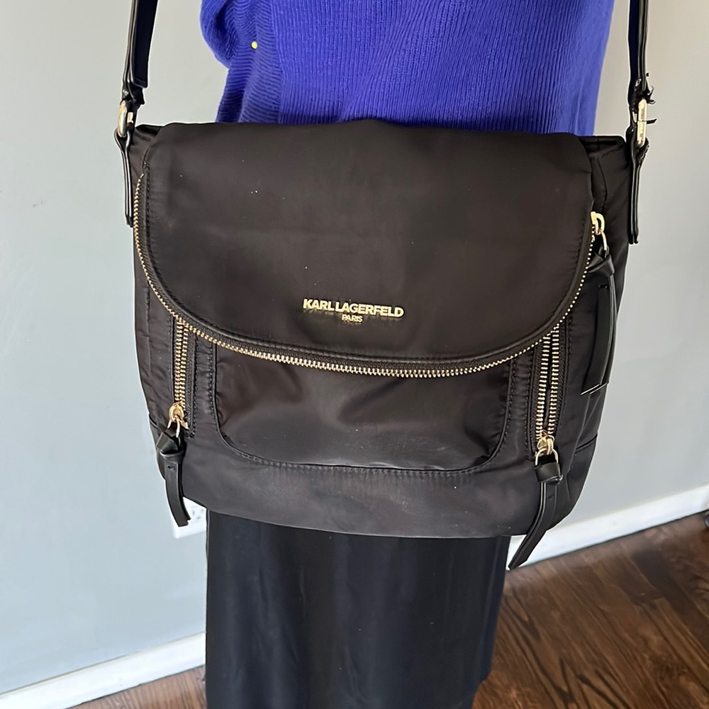 Karllagerfeld Black purse/bag